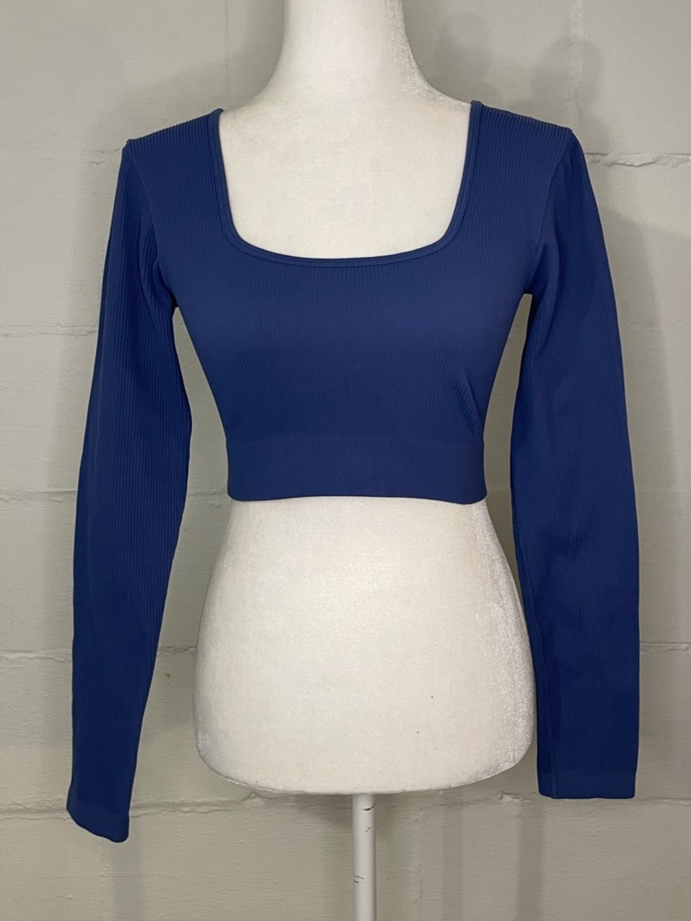 Square Neck Long Sleeve Crop Top in Navy